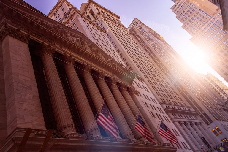 US midday market brief: Dow gains over 400 points as investors rotate to blue chips