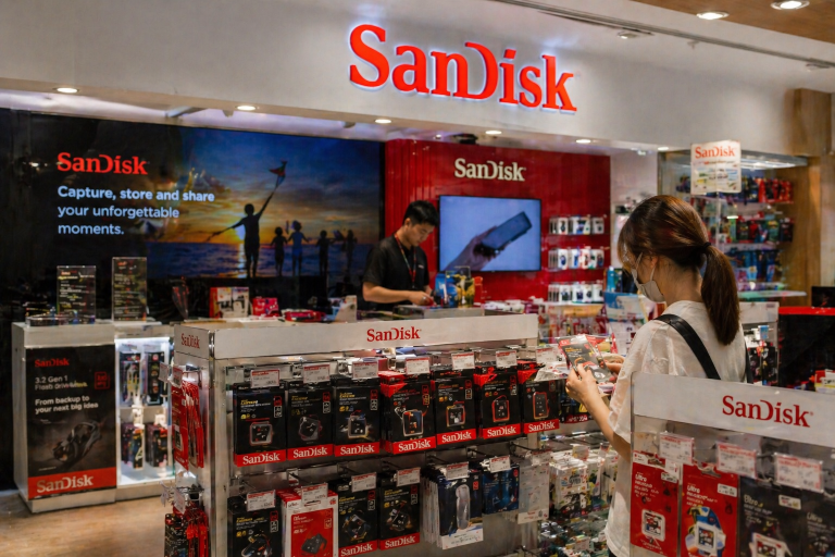 Why is SanDisk stock up 4.5% before Wall Street opens on Monday morning?